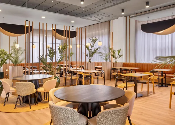 Отель B&B Hotel Alicante 3*