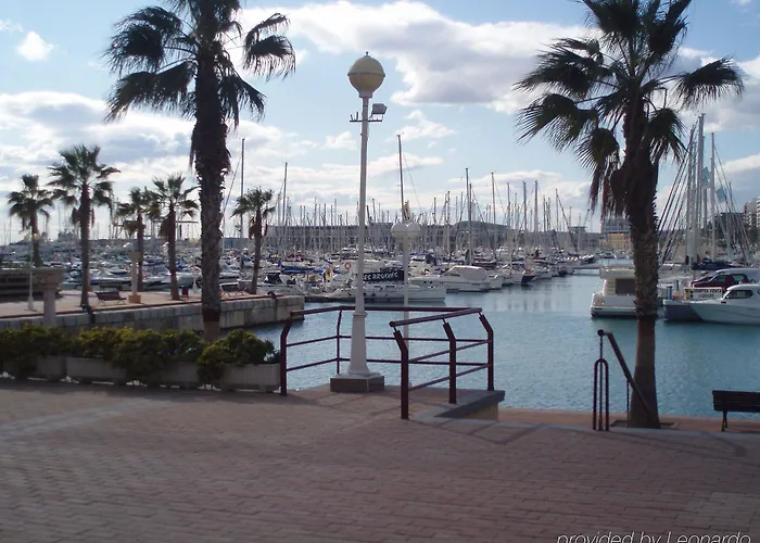 B&B Hotel Alicante 3*