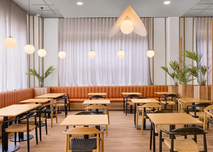 阿利坎特b&B酒店 3*