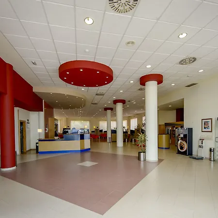Hotel B&B Hotel Alicante 3*