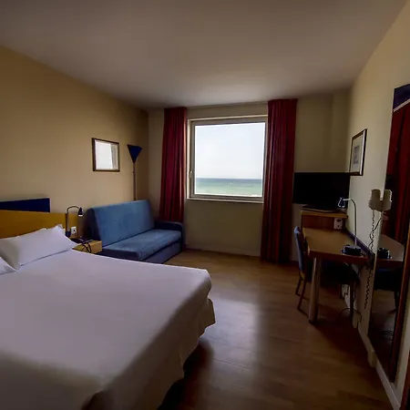 B&B Hotel Alicante Hotel 3*